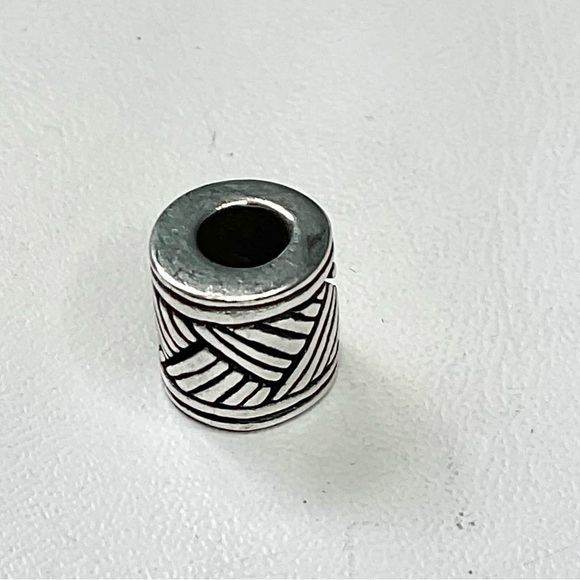 Trollbeads LAA “Drumbeat” Bead - Picture 5 of 6